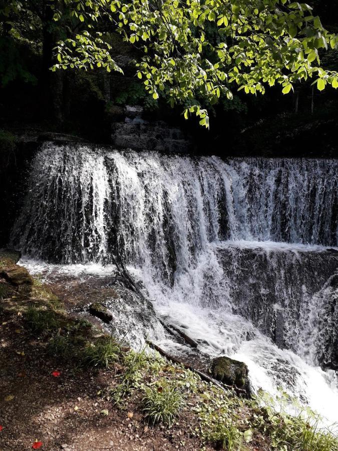 Gite 3 Etoiles "Entre Sources Et Riviere" Besancon Vaire-le-Grand 外观 照片