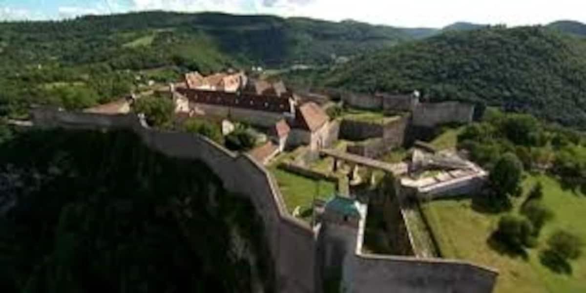 Gite 3 Etoiles "Entre Sources Et Riviere" Besancon Vaire-le-Grand 外观 照片
